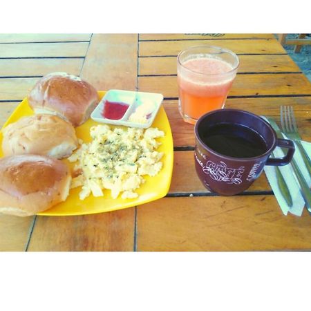 Psygon Surf Camp Hostel Mancora Ngoại thất bức ảnh